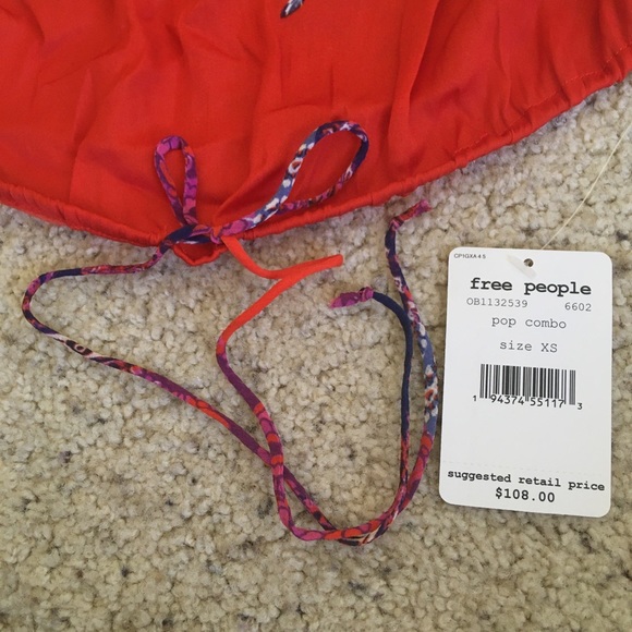 SALE!!!! Blue Nile Printed Top - Picture 4 of 5